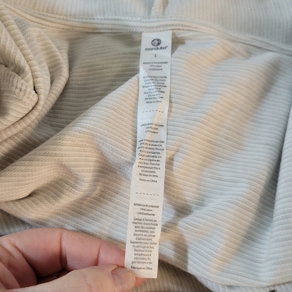 Manduka Yoga Drape Front Cardigan Large - Picture 8 of 10